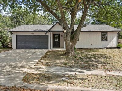 1665 S Poplar Ave, Broken Arrow, OK, 74012
