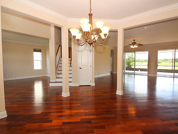 3rd image of 3137 Curving Oaks Way