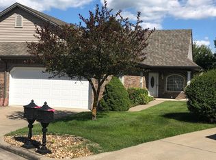 1130 Stonebriar Pl, Bolivar, MO 65613
