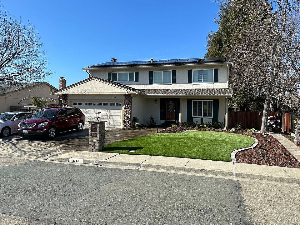 2nd image of 3243 El Suyo Dr
