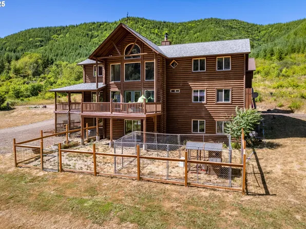 15755 Highway 36, Deadwood, OR 97430