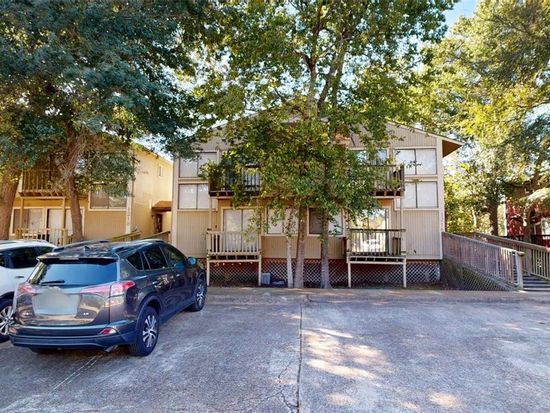 1216 Holik Dr #A-d, College Station, TX 77840