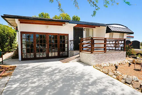 69360 Poolside Dr Photo 1