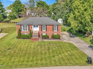 12127 Briargate Ln, Goshen, KY 40026