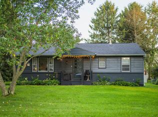 137 International Dr, Pataskala, OH 43062