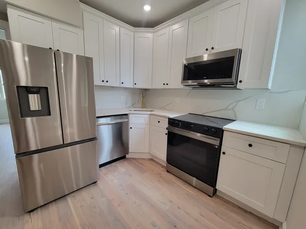 1702 S 22nd St Floor 2, Philadelphia, PA 19145