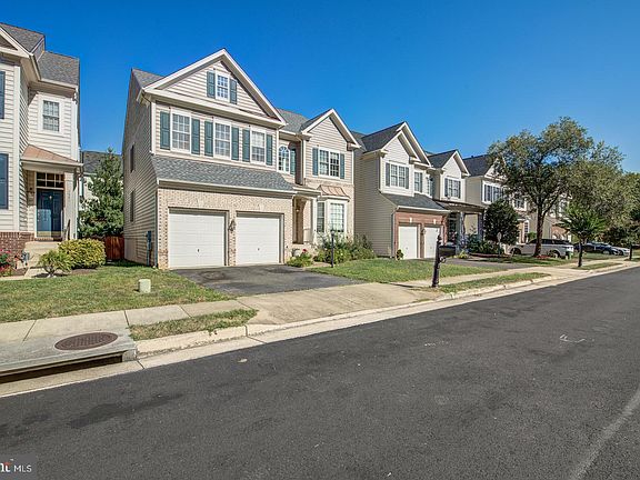 2nd image of 7543 Lindberg Dr