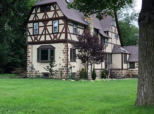 1 Legion Pl, Paramus, NJ 07652