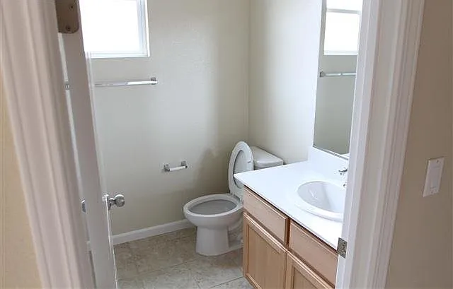 254 Altadena Cir — Photo 16