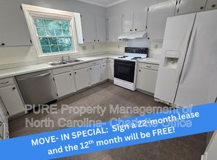 9211 Robert Frost Ln, Charlotte, NC 28213