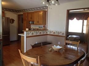 5th image of 534 Greenhill Dr NE