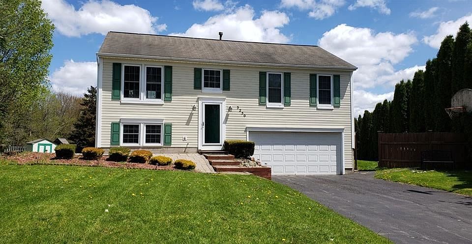 1st image of 3250 Woodfield Dr