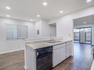 600 Del Verde Cir UNIT 5, Sacramento, CA 95833