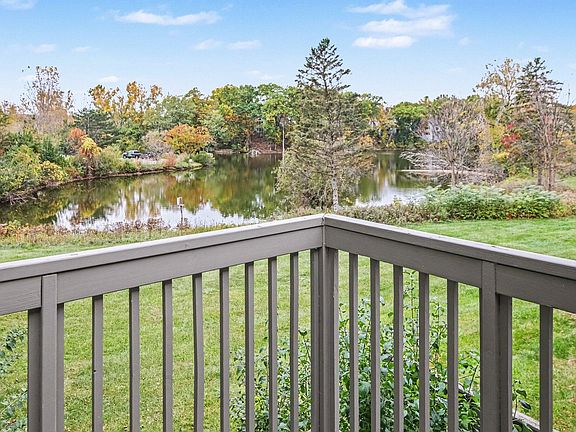 2nd image of 669 Watersedge Dr