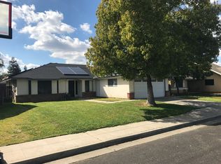 3654 Eddy Ave, Clovis, CA 93612
