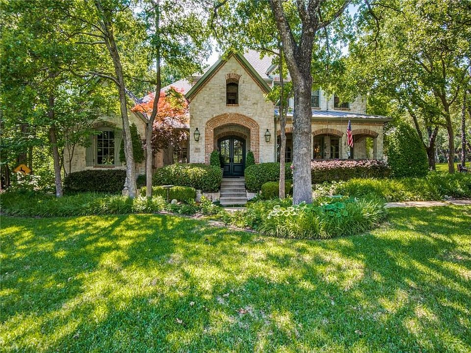1st image of 3011 Creek View Dr