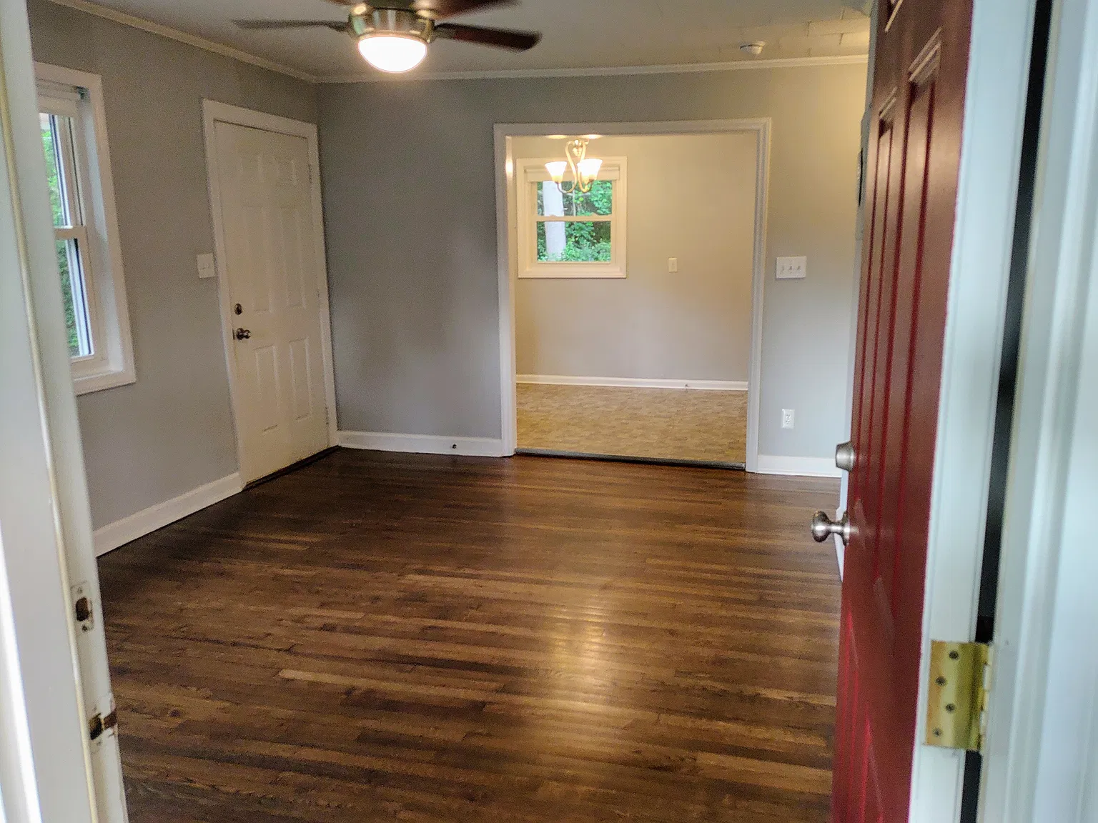 3 bed, 912 sqft, $1,545 — Photo 4