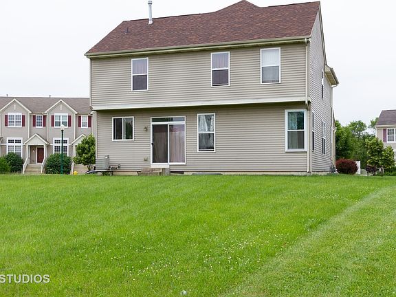 5th image of 3222 W Holden Cir