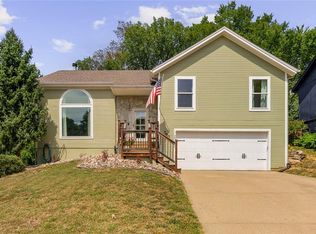 12710 W 51st Ter, Shawnee, KS 66216