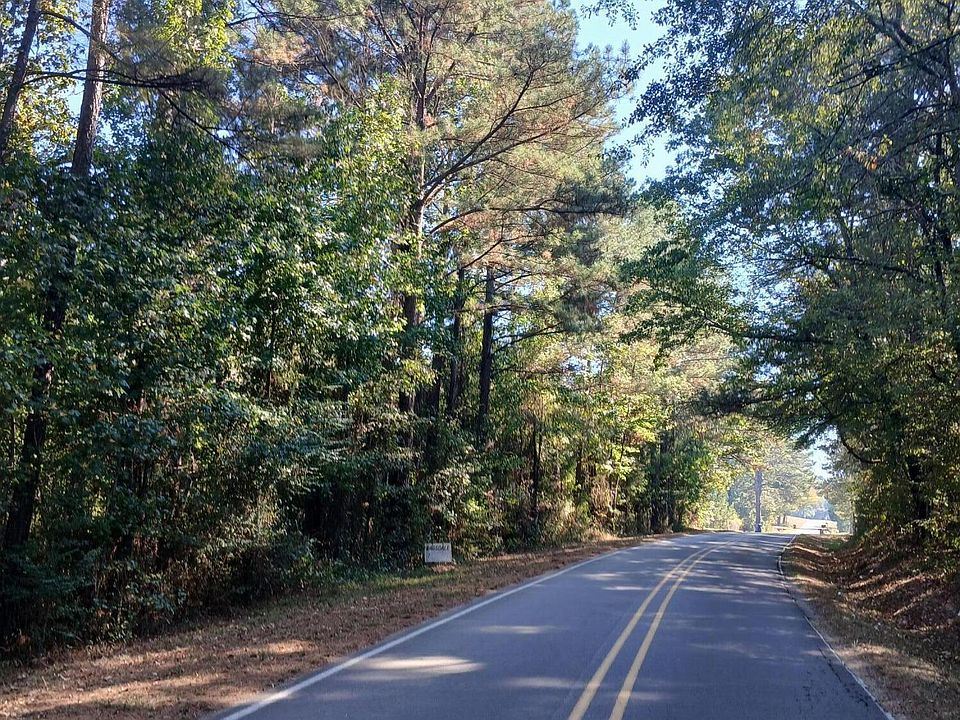 2nd image of Mosley Crossing Rd