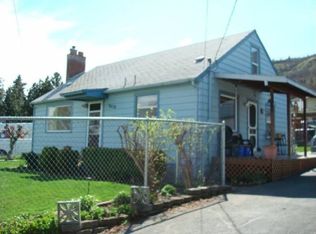 2628 W 10th St, The Dalles, OR