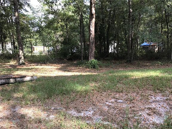4th image of 1026 College Cir