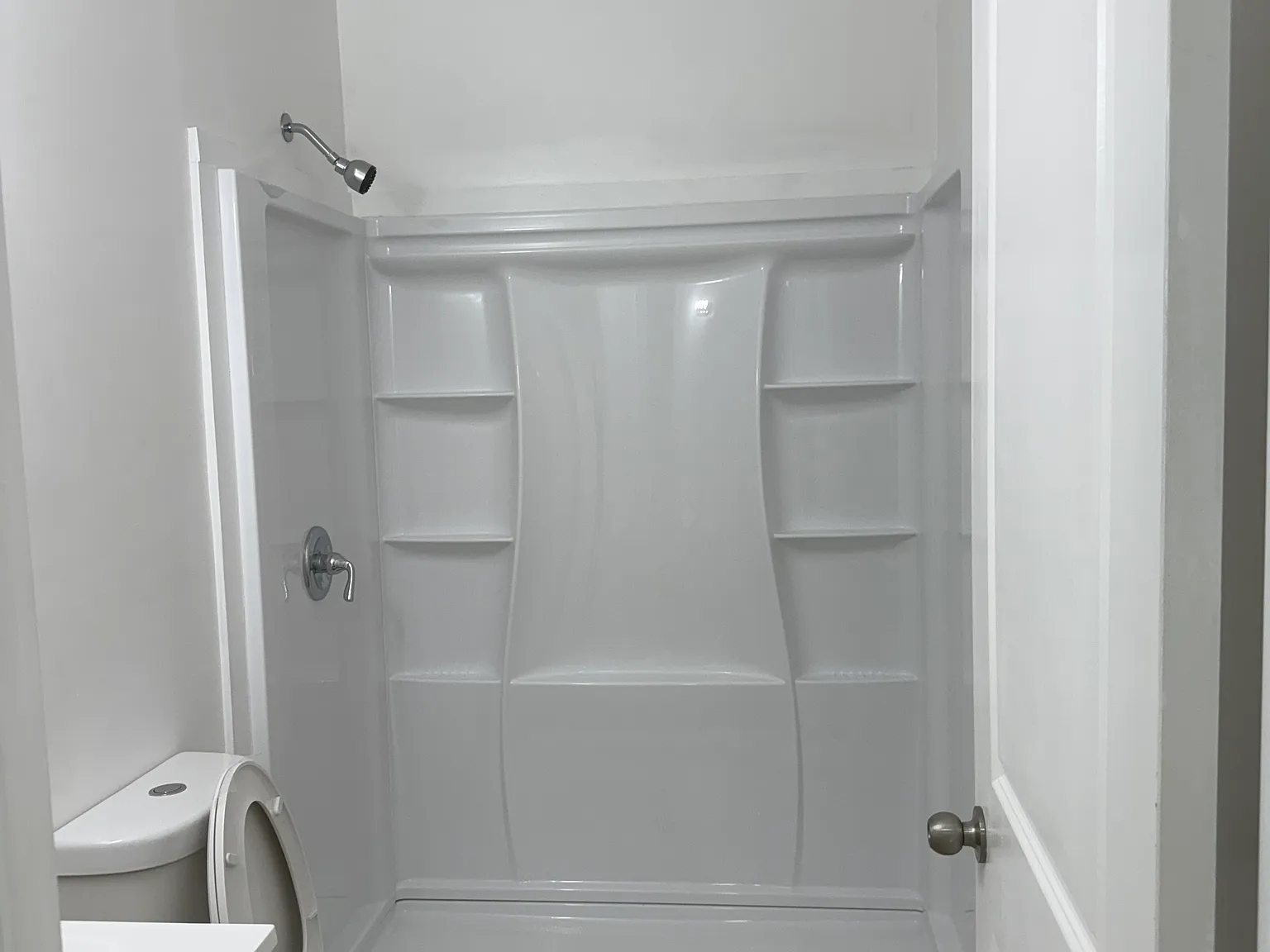 2 bed, 650 sqft, $2,000 — Photo 4
