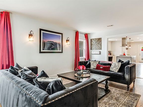 5th image of 3543 Cerritos Ave