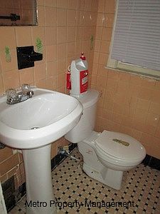 2nd image of 5575 Lakepointe St