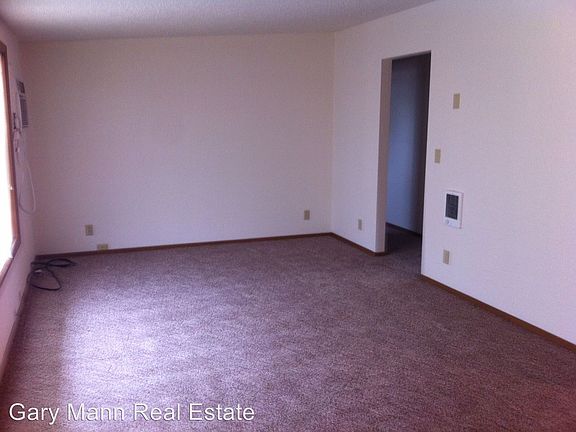 5th image of 1728 W Crouse St