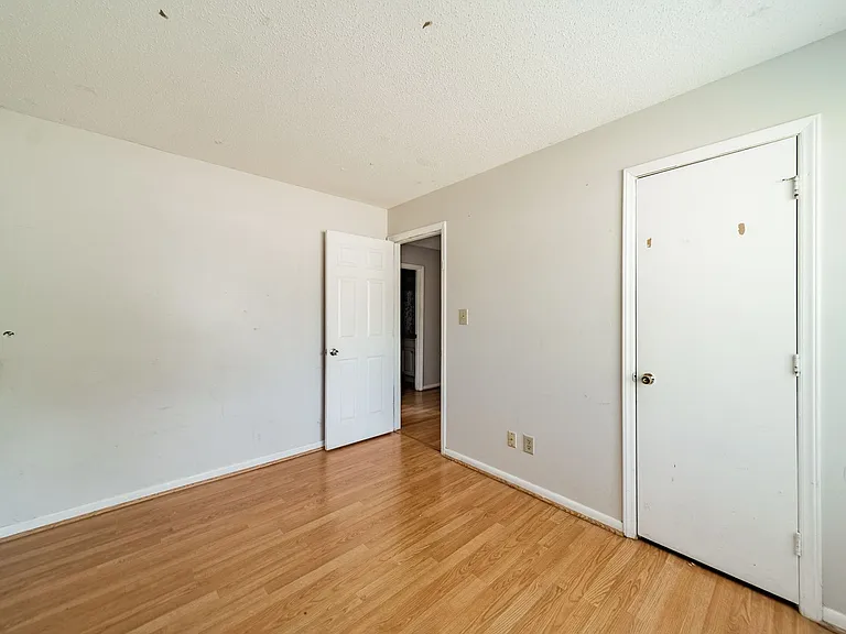 9535C University Dr — Photo 8