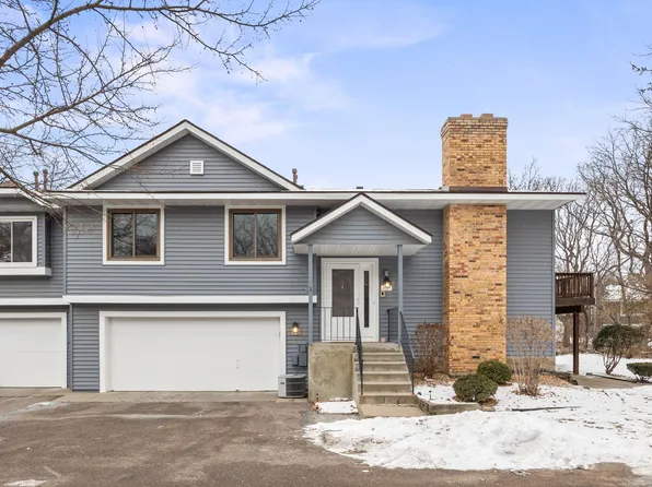 1887 113th Ln NW, Coon Rapids, MN 55433