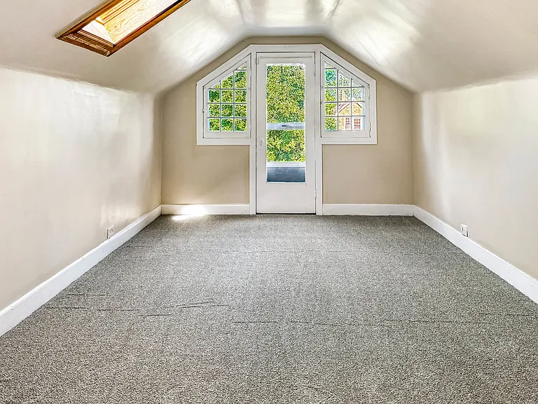 525 N Taylor Ave — Photo 13