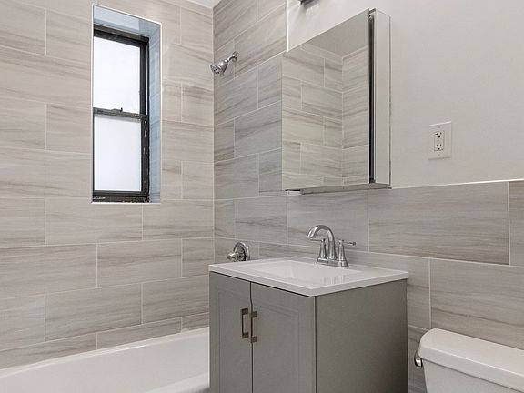 4th image of 3840 Greystone Ave APT 3M