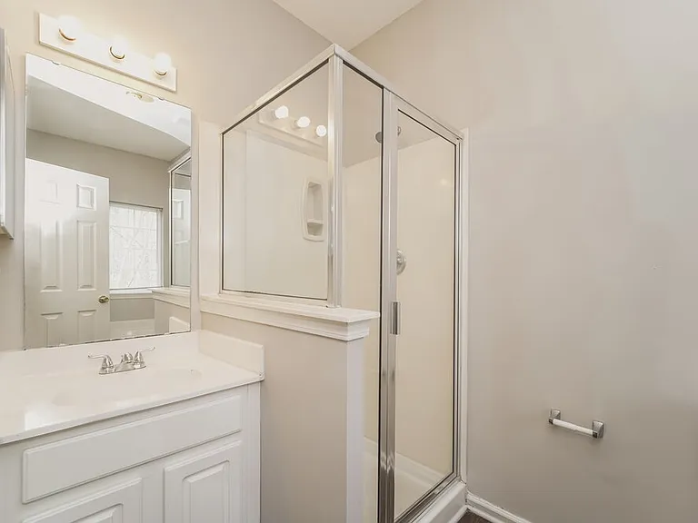 6614 Hampton Way Dr — Photo 10