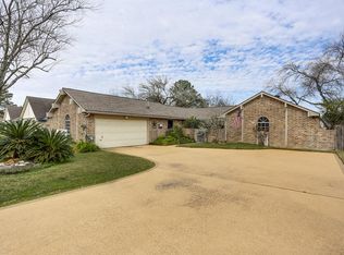 11211 Ashwood Dr, Humble, TX 77338