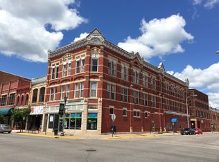 135 Lafayette St, Winona, MN 55987