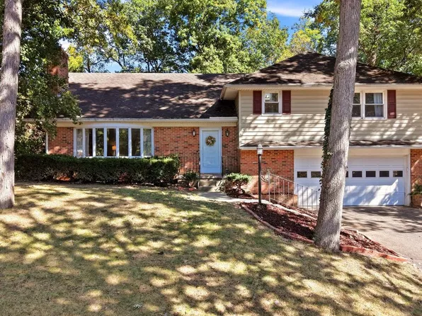 107 Oak Ridge Ln, Winchester, VA 22602
