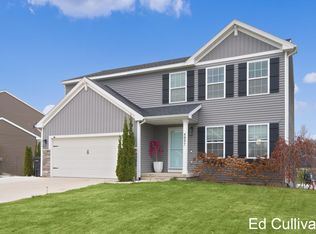 4897 Shadow Creek Dr, Hudsonville, MI 49426
