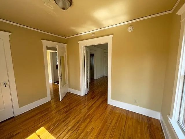 839 N Vendome St — Photo 13