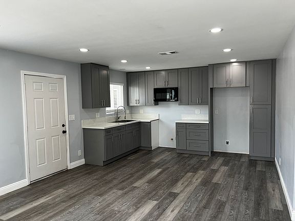 4th image of 8211 Norwalk Blvd