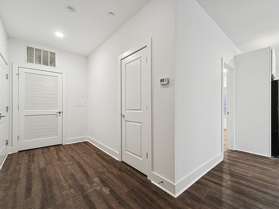3rd image of 6610 Germantown Ave #306