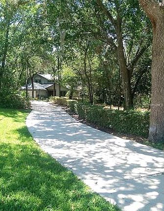 3rd image of 1071 Whispering Point