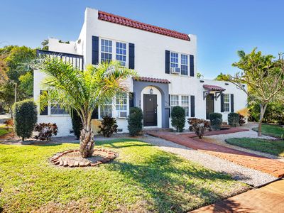 700 Upland Road, West Palm Beach, FL, 33401