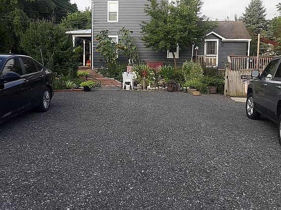 Freshly new paint on siding-