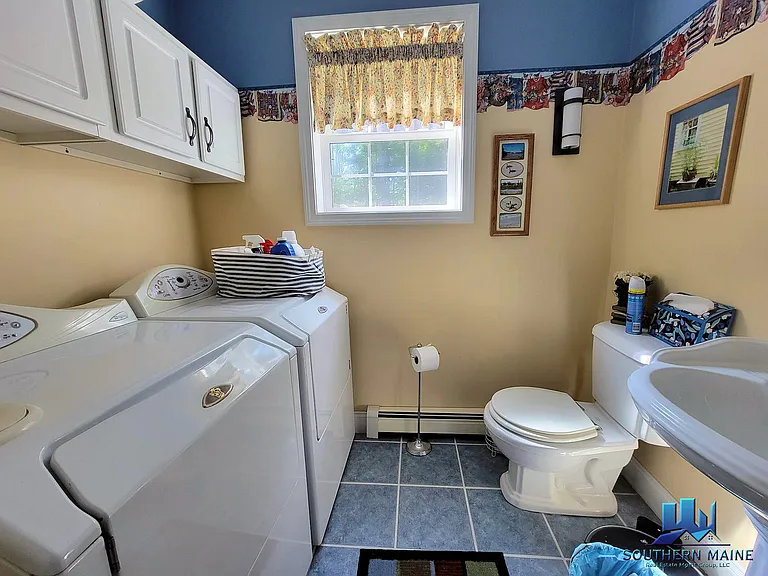 50 Hawthorne Ln — Photo 21