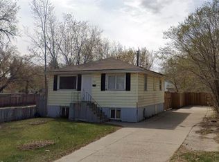 327 Q Ave S, Saskatoon, SK S7M2Y2