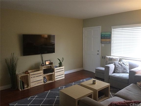 4th image of 4505 E 14th St APT B