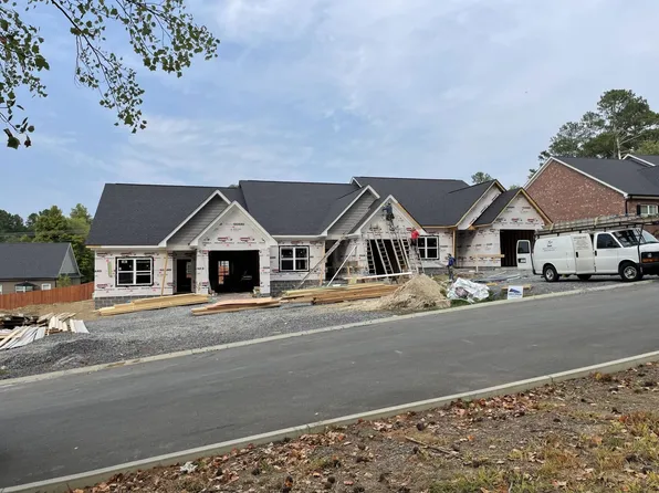 1214 Parkstone Dr NW, Cleveland, TN 37312