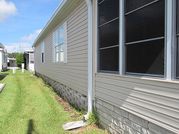 4th image of 2625 Brynwood Dr